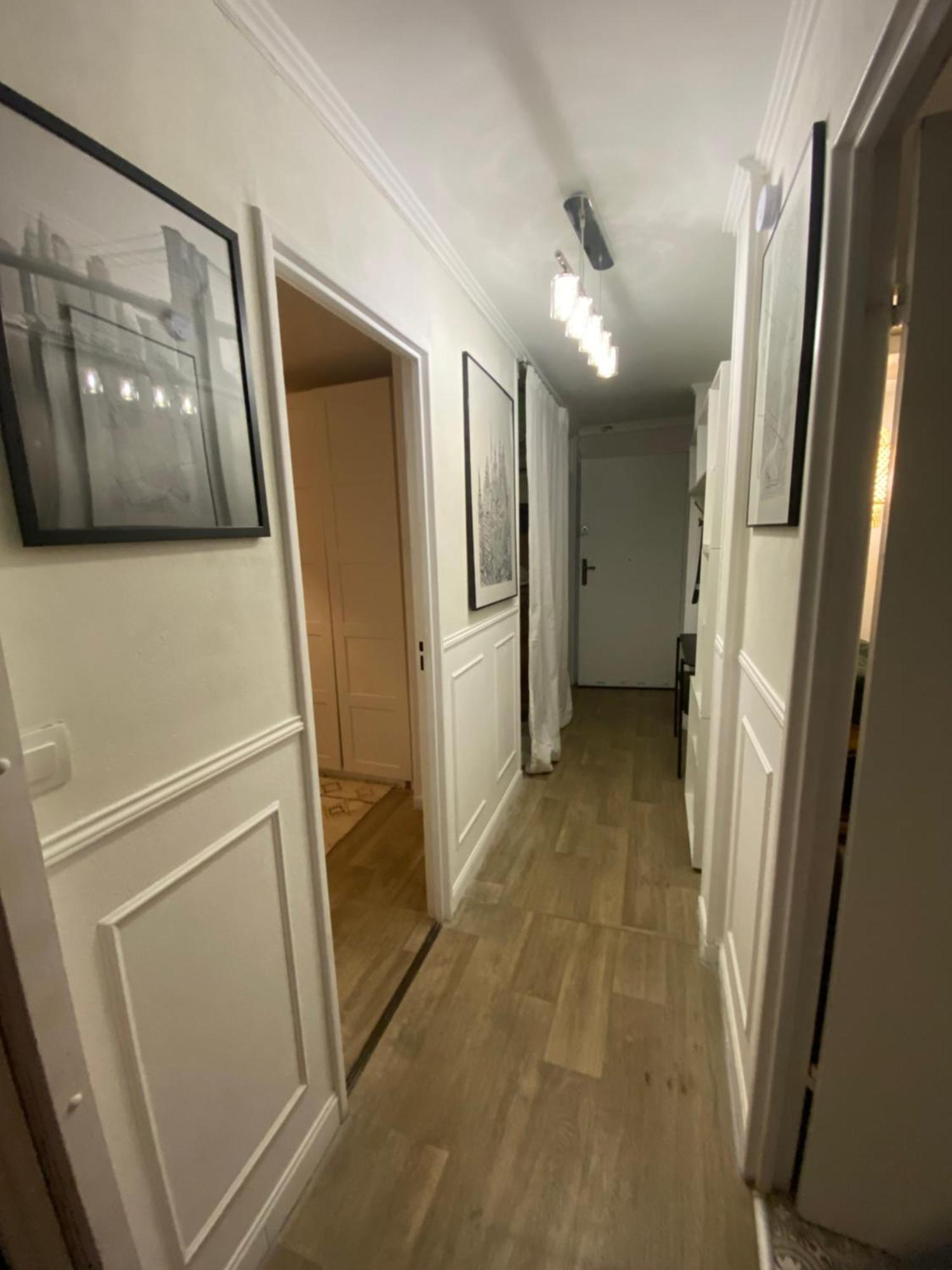Bel Appartement Spacieux ,Convivial De 3 Chambres Avec Parking Prive Secure Caen Exterior foto