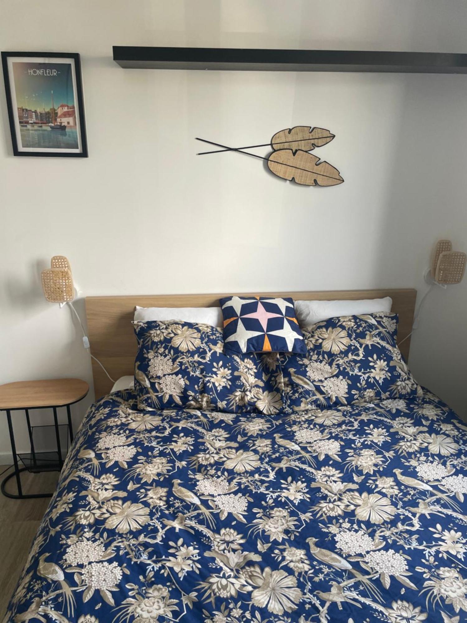 Bel Appartement Spacieux ,Convivial De 3 Chambres Avec Parking Prive Secure Caen Exterior foto