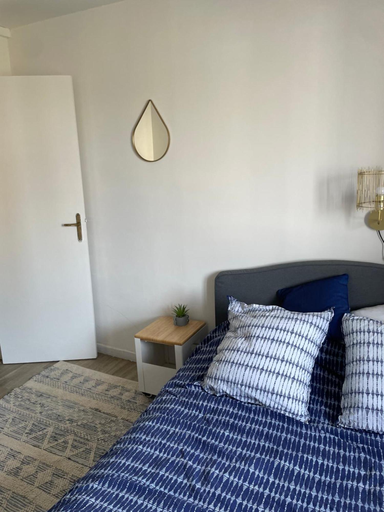 Bel Appartement Spacieux ,Convivial De 3 Chambres Avec Parking Prive Secure Caen Exterior foto